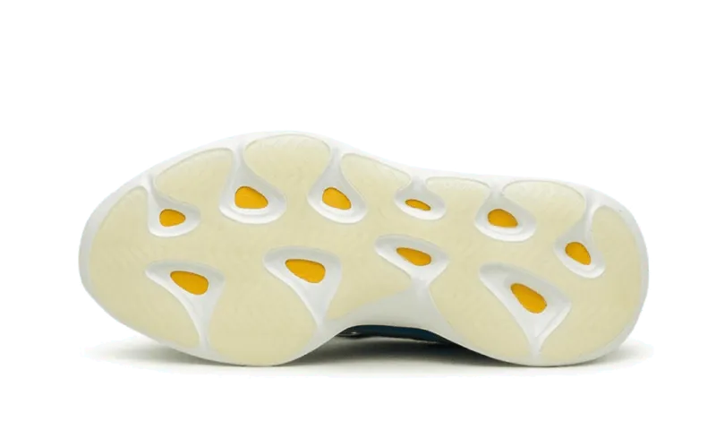 YEEZY 700 V3 ARZARETH