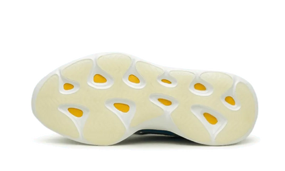 YEEZY 700 V3 ARZARETH